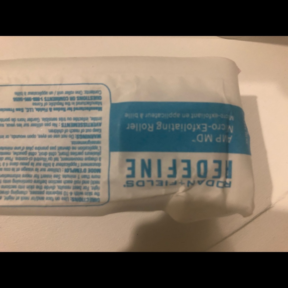 Rodan and fields roller - Picture 2 of 3